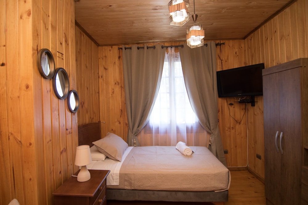 Twin Room (4)