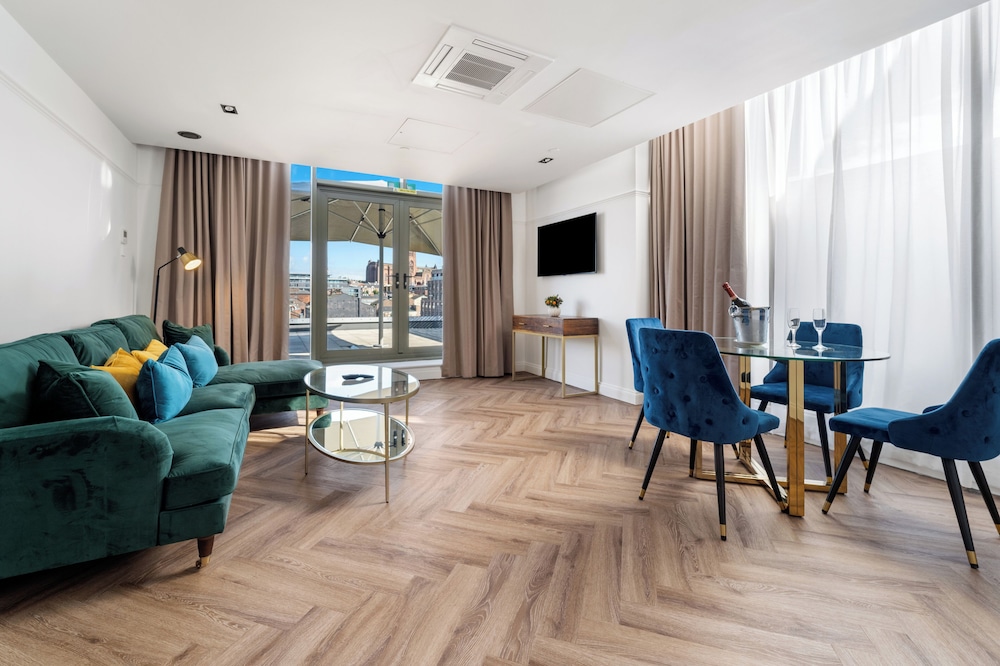 Superior Room - Photo 8