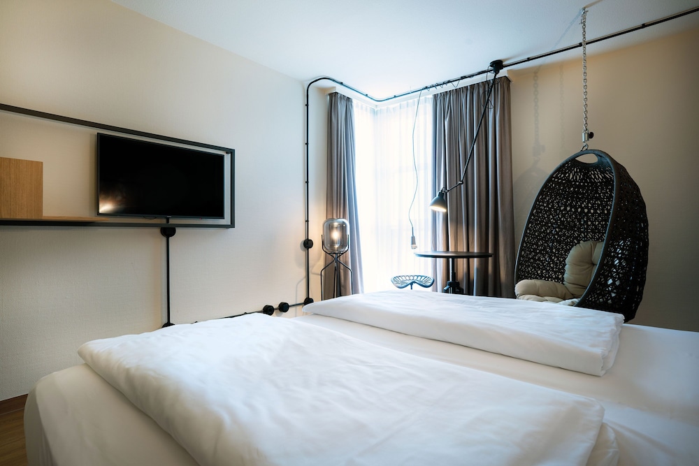 Standard Double Room - Photo 5
