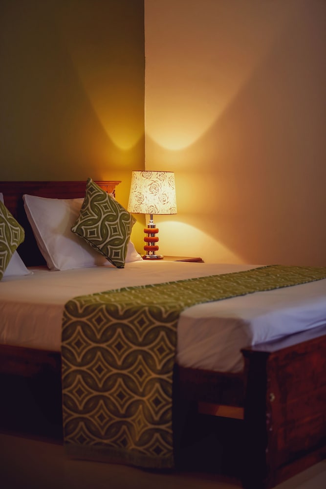 Romantic Double Room, 1 Queen Bed, Garden View photo 3