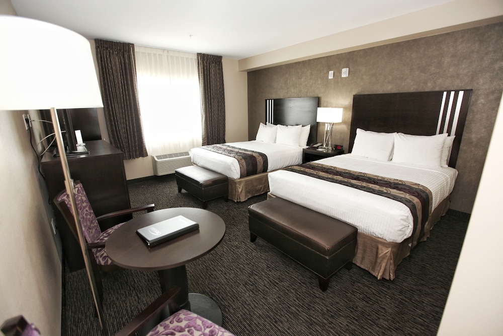 Luxury Room, 2 Queen Beds - Photo 2