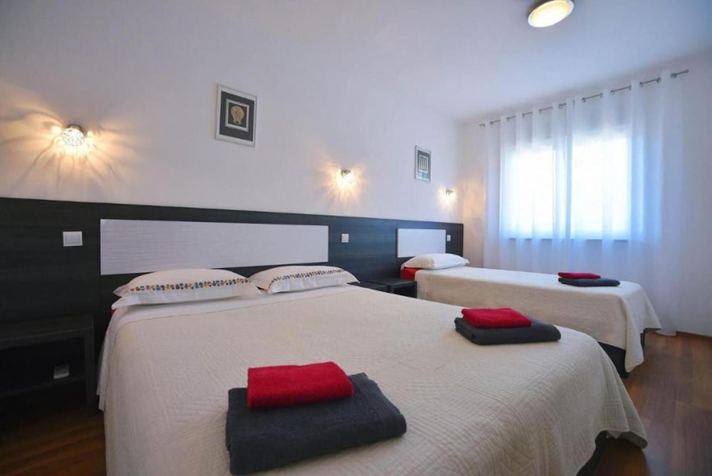 Villa photo 3
