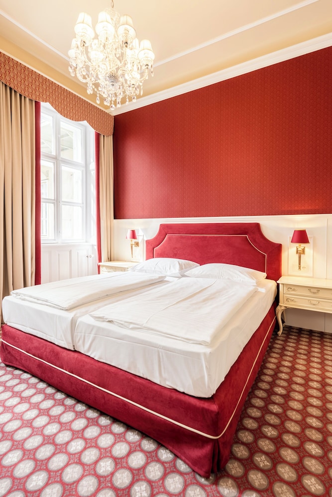 Superior Double Room (5th and 6th Floor) photo 3
