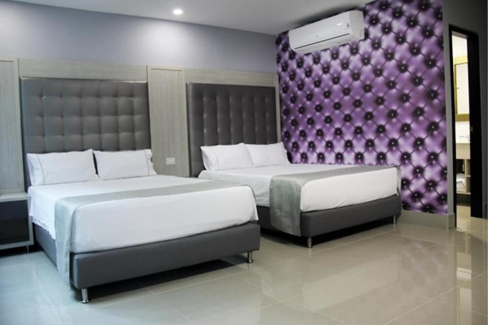 Deluxe Twin Room photo 3