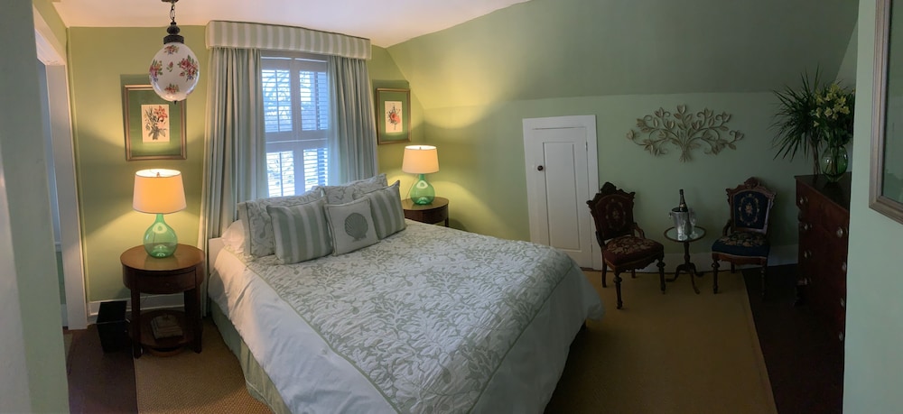 Classic Double Room, 1 Queen Bed, Non Smoking