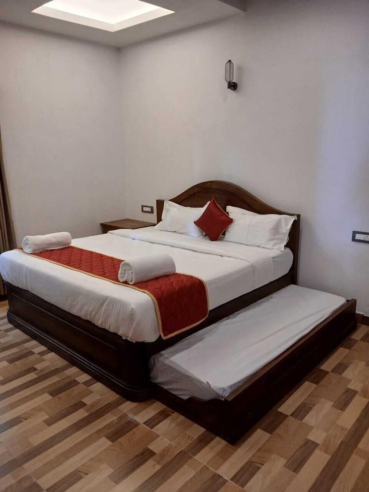 Deluxe Room, Garden View