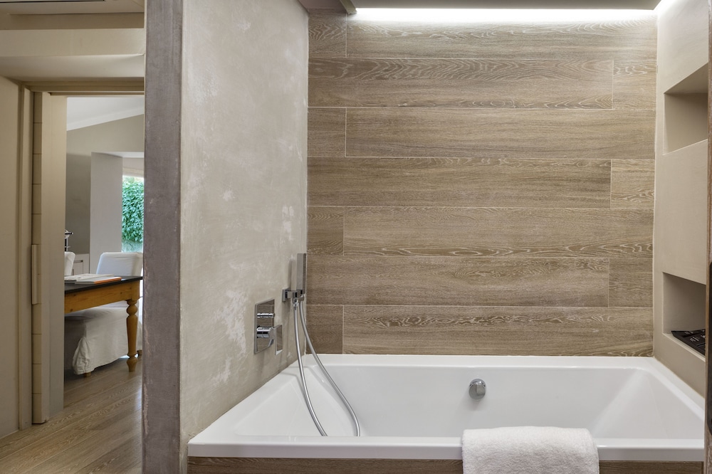 Junior Suite, Private Pool - Photo 4