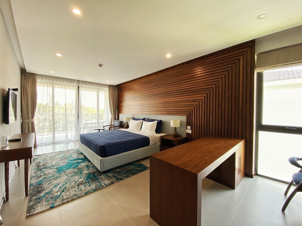 Premium Villa, 4 Bedrooms - Photo 1
