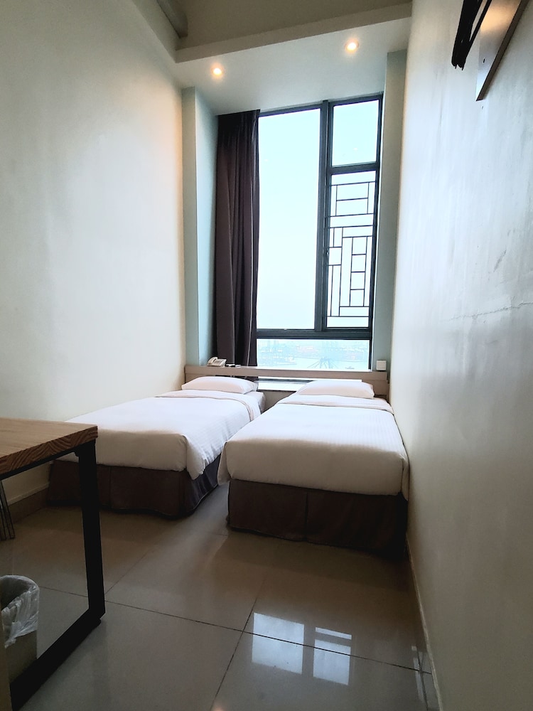 Superior Twin Room photo 3