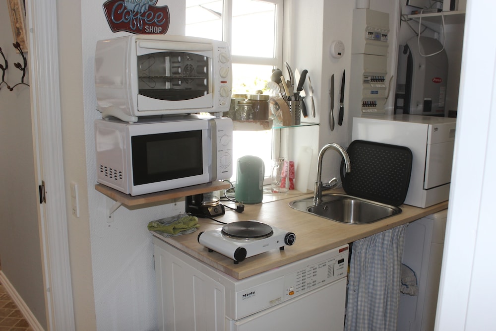 Standard Double Room, 1 Queen Bed with Sofa bed, Shared Bathroom, Ground Floor photo 2