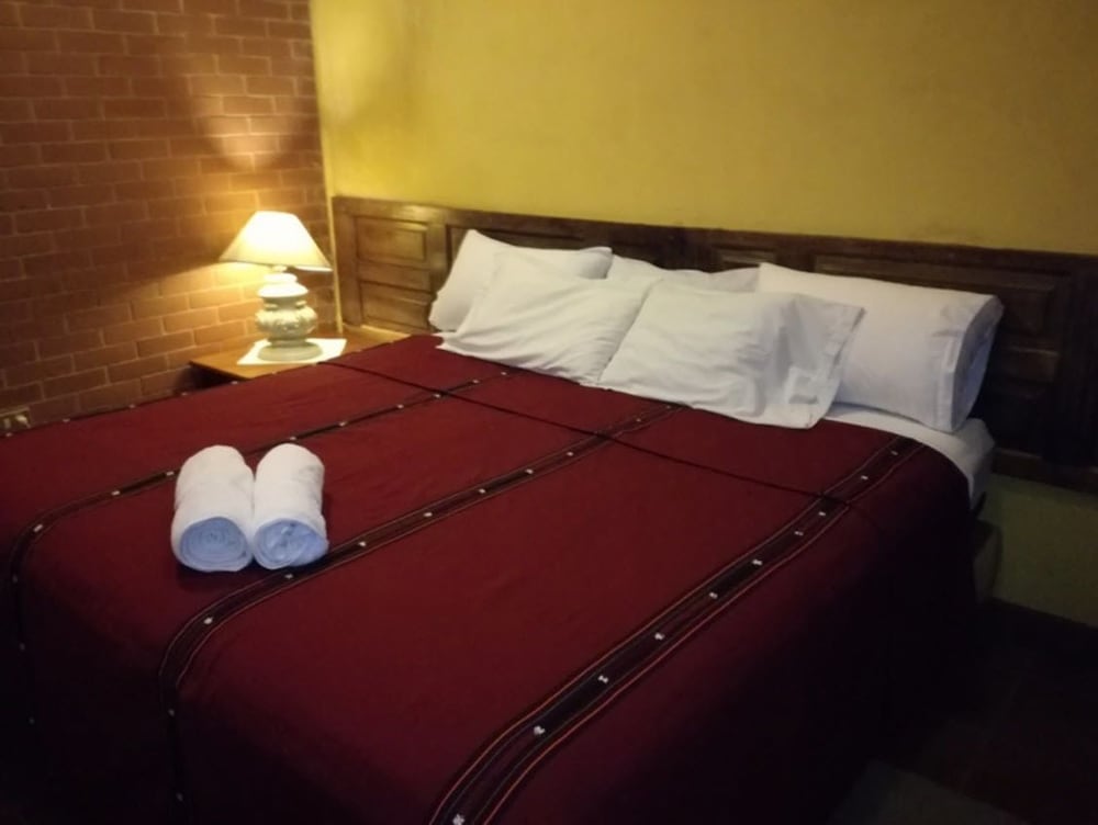 Deluxe Room, 1 King Bed, Non Smoking photo 1