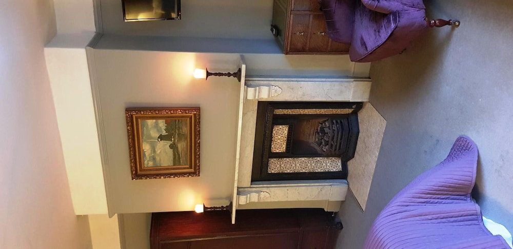 Luxury Double Room, Ensuite (Bath and Shower) photo 2