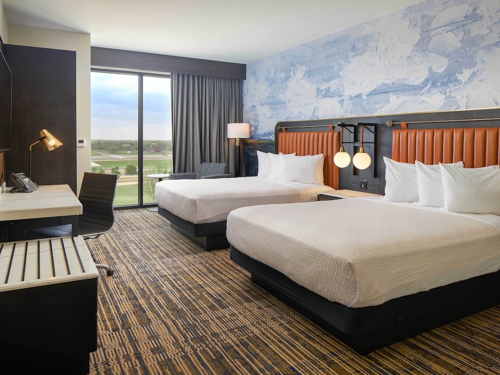 Deluxe Room (Two Queen Bed)