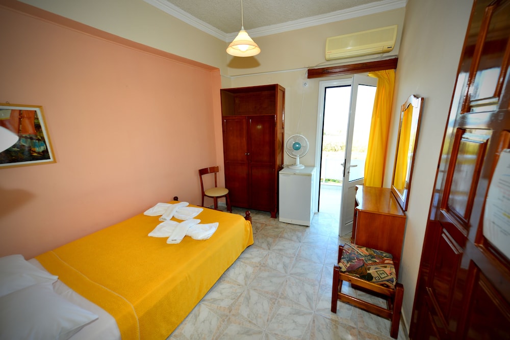 Single Room photo 3