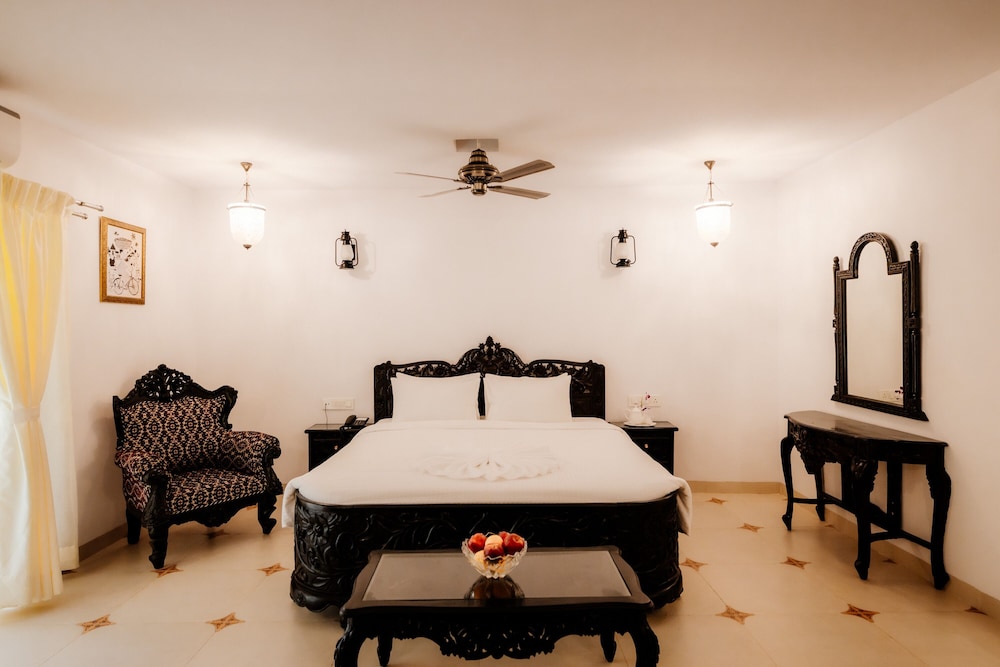 Royal Studio Suite photo 1