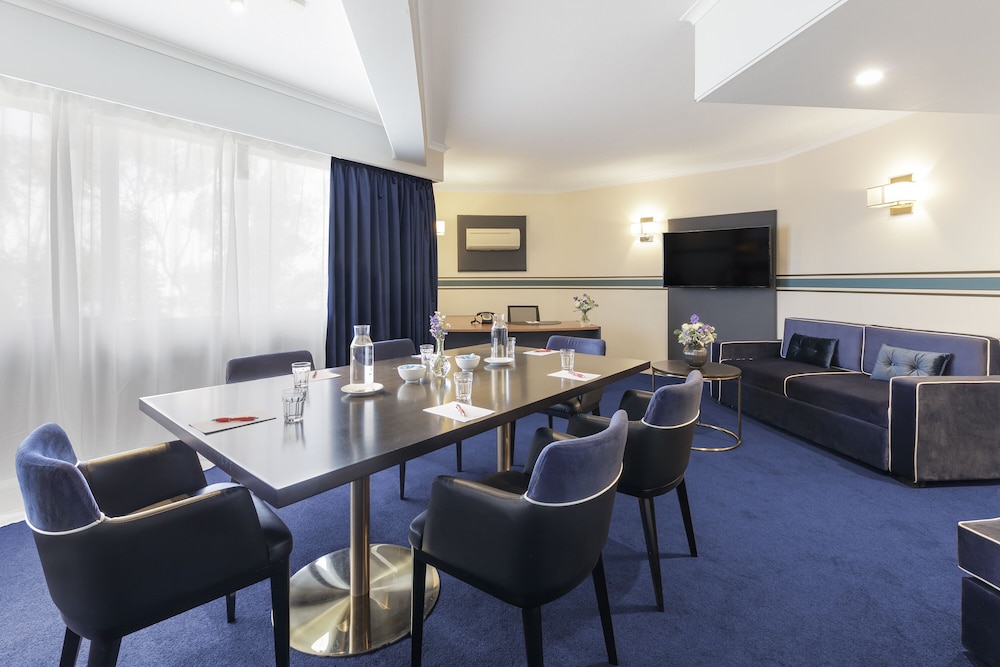 King Boardroom - Photo 9