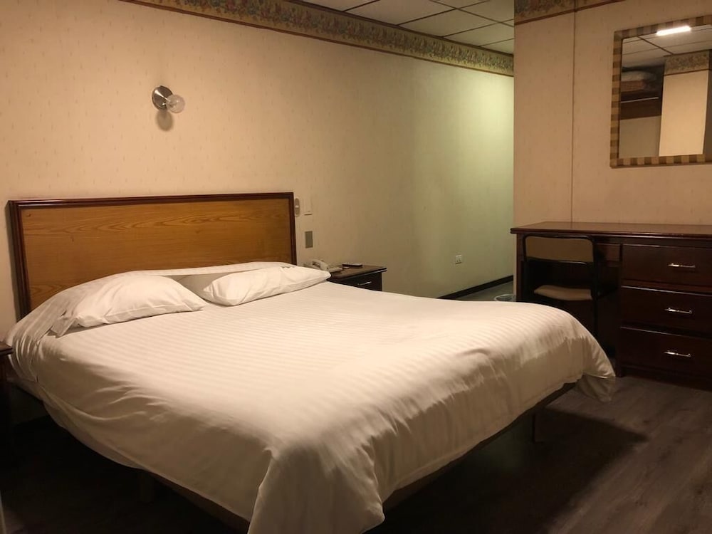 Economy Double Room - Photo 2