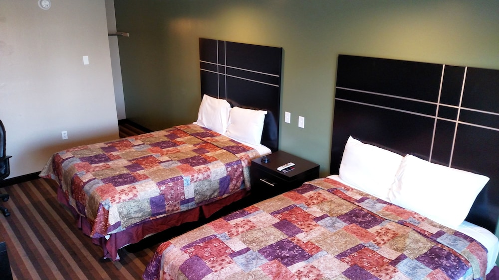 Standard Room, 2 Queen Beds photo 1