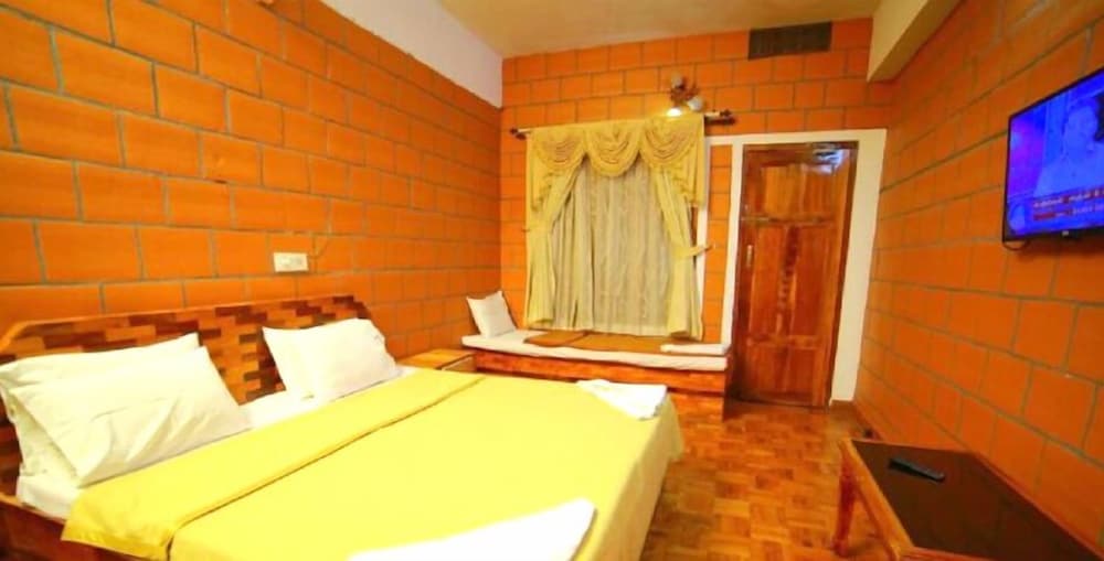 Triple Room - Photo 1