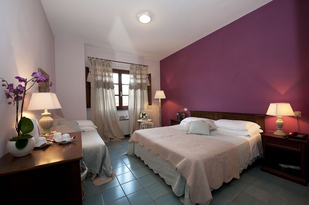 Triple Room - Photo 7