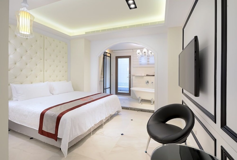 Honeymoon Double Room photo 2