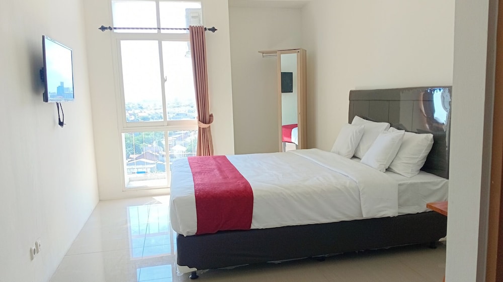Superior Double Room, City View