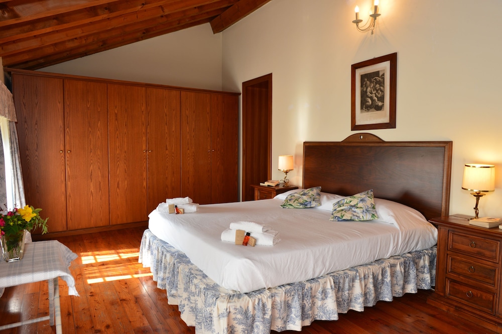 Villa, 4 Bedrooms, Garden View