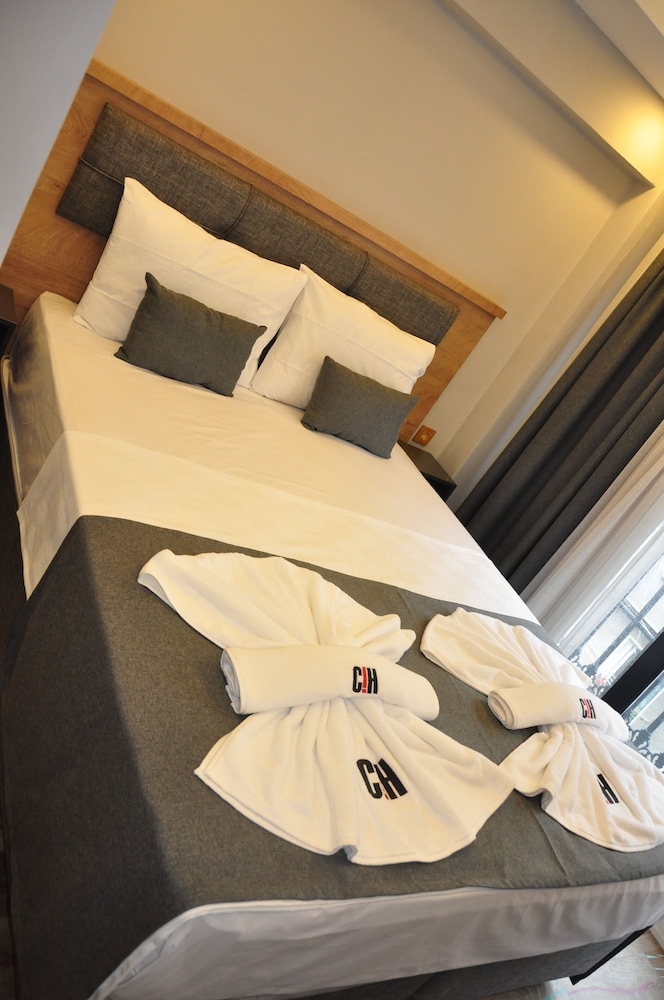 Standard Double Room photo 3