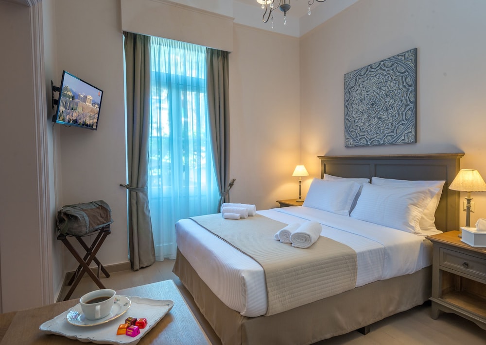 Deluxe Quadruple Room, 2 Bedrooms, City View photo 1