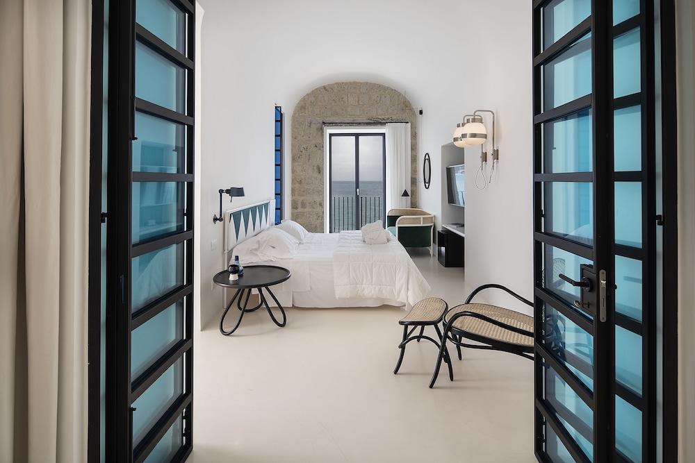 Luxury Suite, Sea View