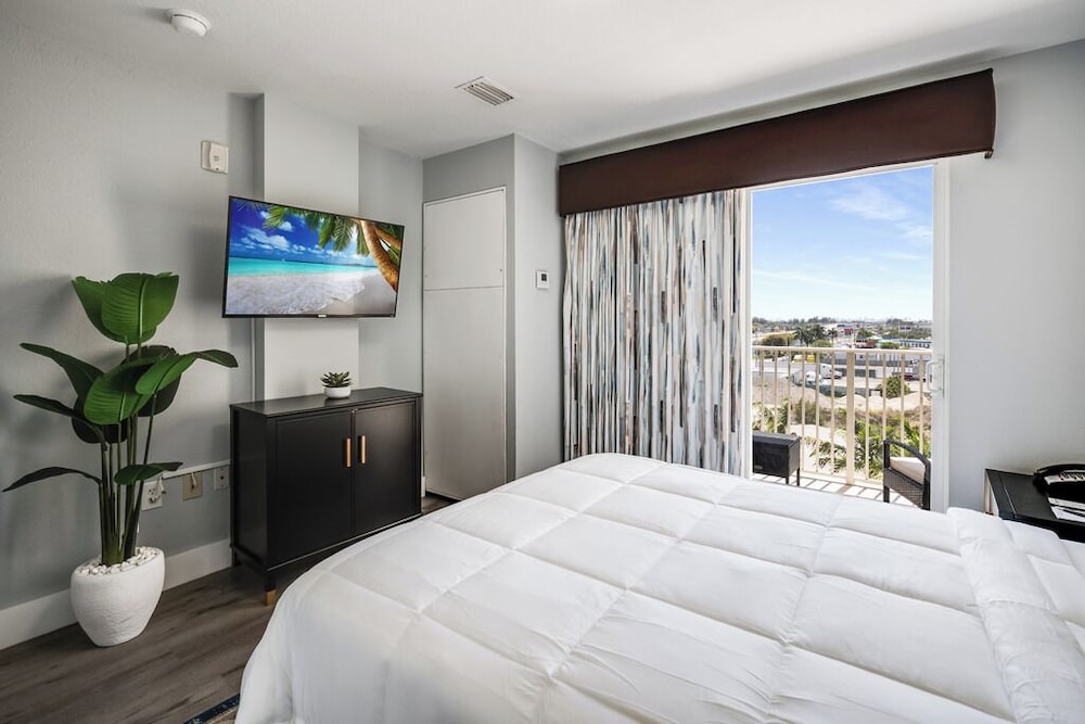 South River Suites — photo 24