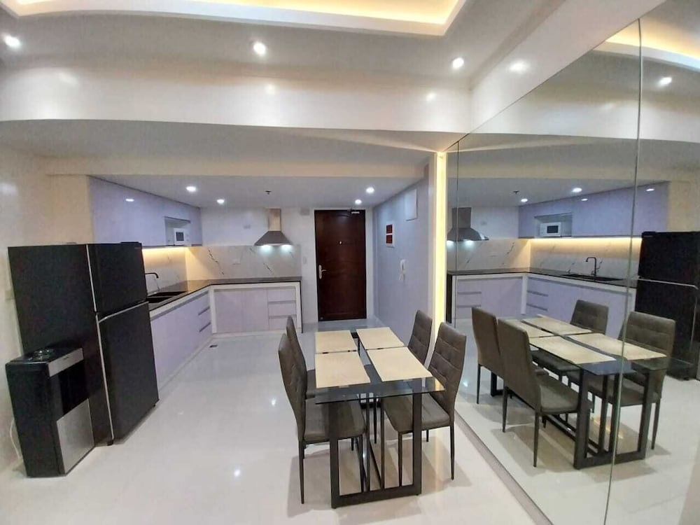 Luxury Apartment, 3 Bedrooms - Photo 3