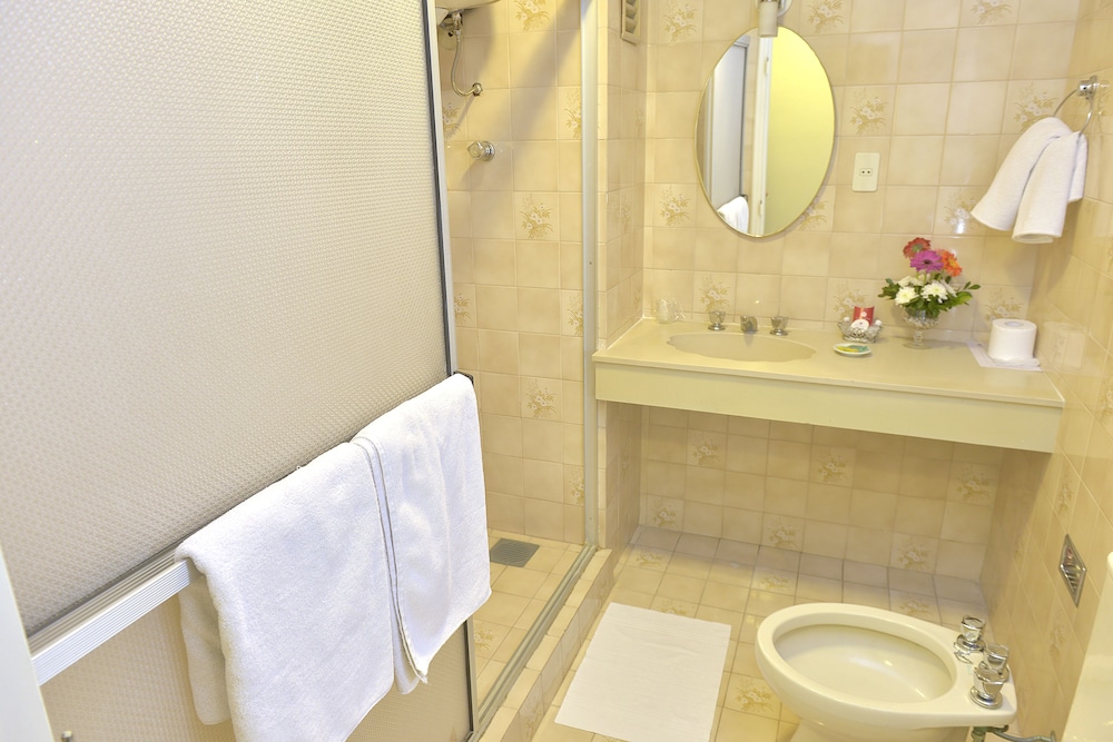 Double Room - Photo 10