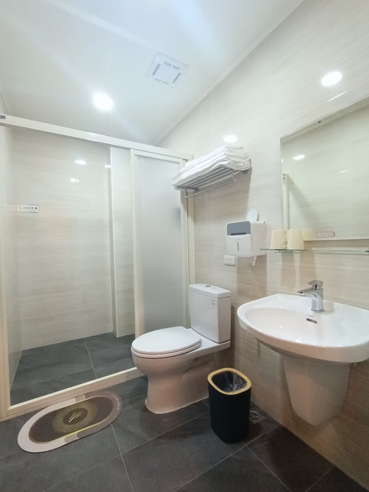 Standard Triple Room photo 2