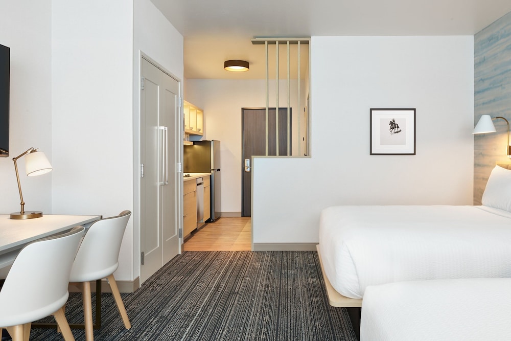 Studio, 2 Queen Beds, Bathtub (Mobility/Hearing Accessible, Tub) photo 1