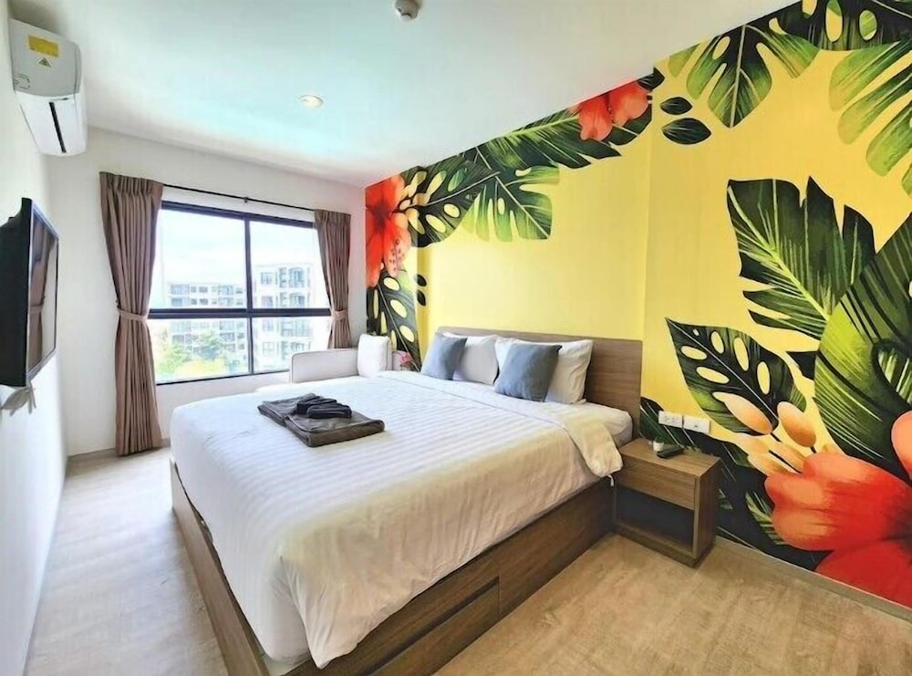 Family Room, Pool View photo 1