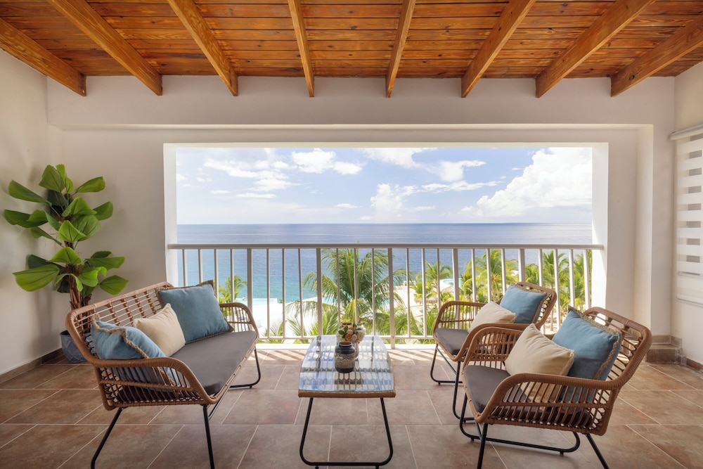 Junior Suite with sea view photo 2