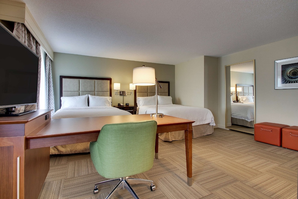 Suite, 2 Queen Beds, Non Smoking photo 3