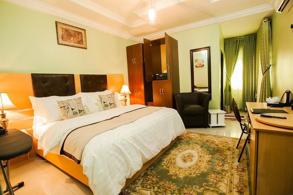 Luxury Room