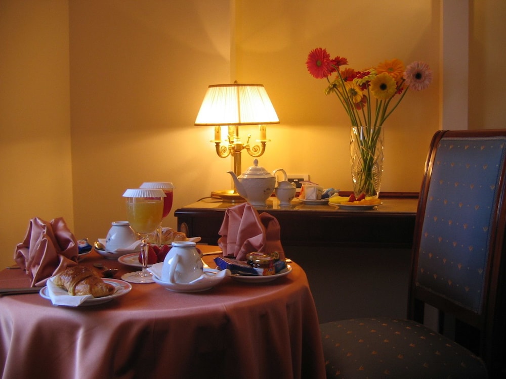 Comfort Room - Photo 3