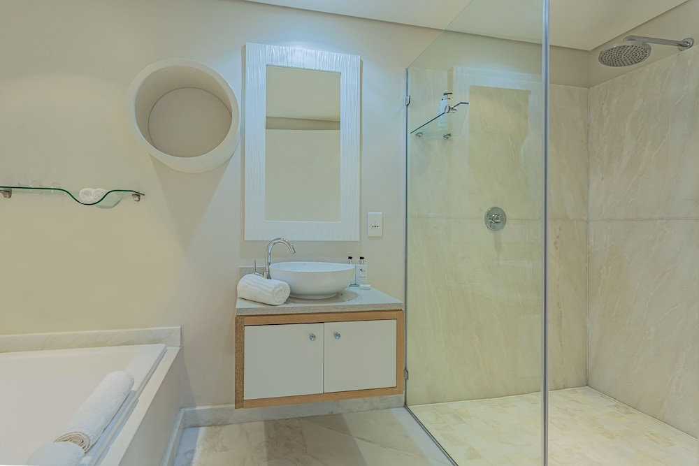 Sea Facing Room - Photo 7