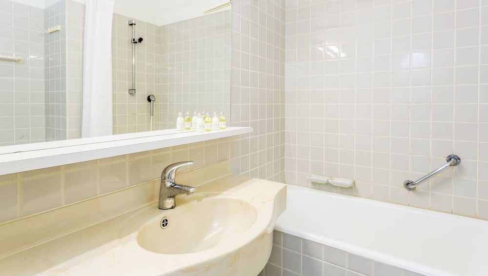 Classic Single Room, Sea View - Photo 4