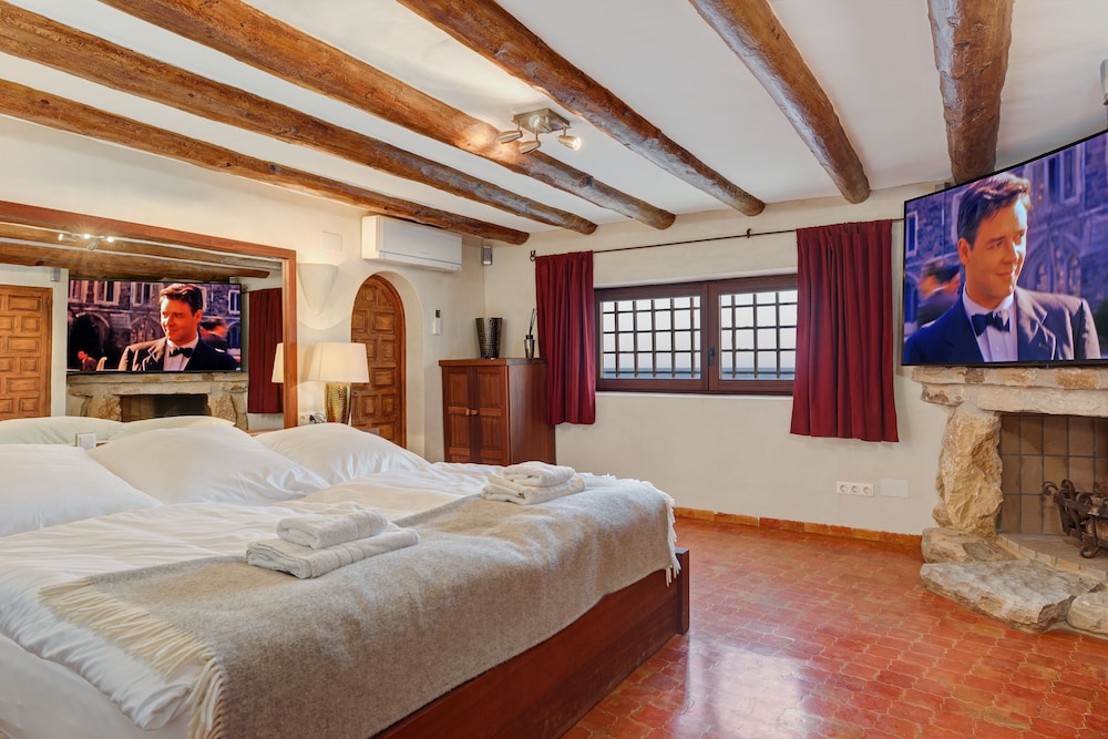 Villa photo 3