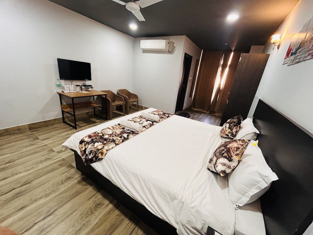 Deluxe Double Room - Photo 3