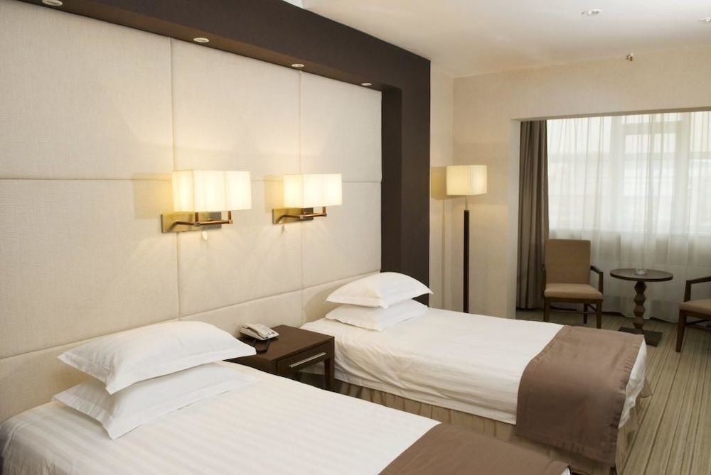 Standard Twin Room photo 2