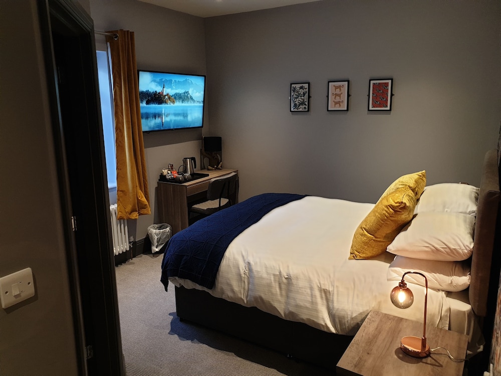 Standard Double Room, 1 King Bed - Photo 1