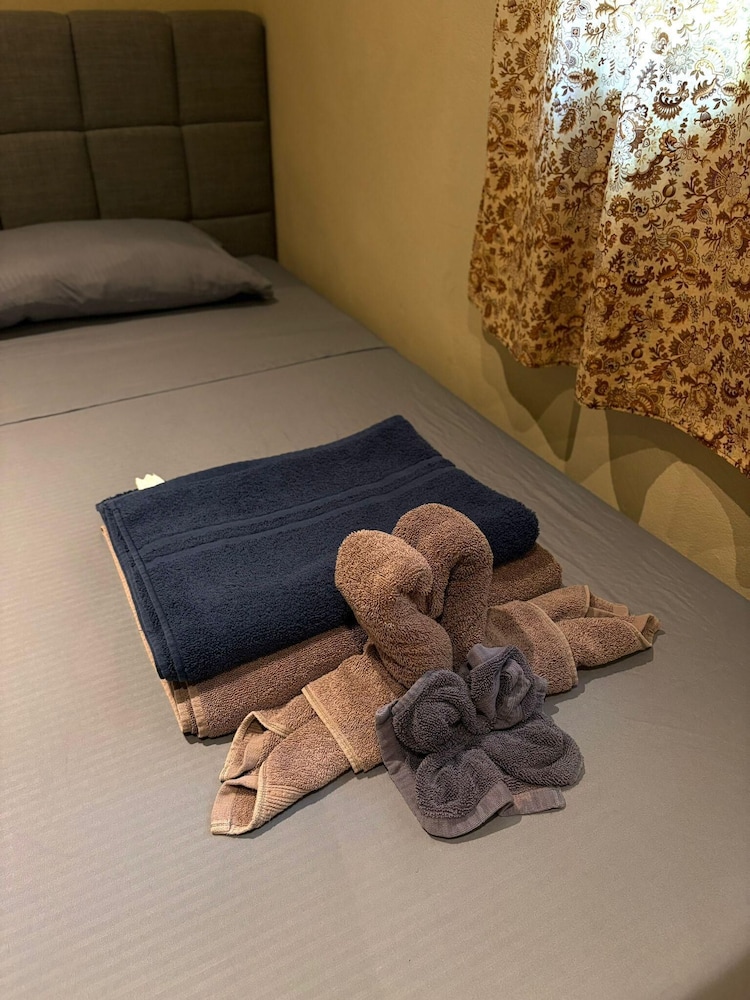 Classic Single Room