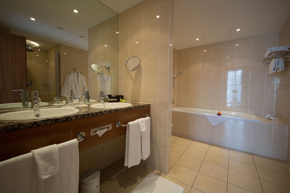 Comfort Suite - Photo 5