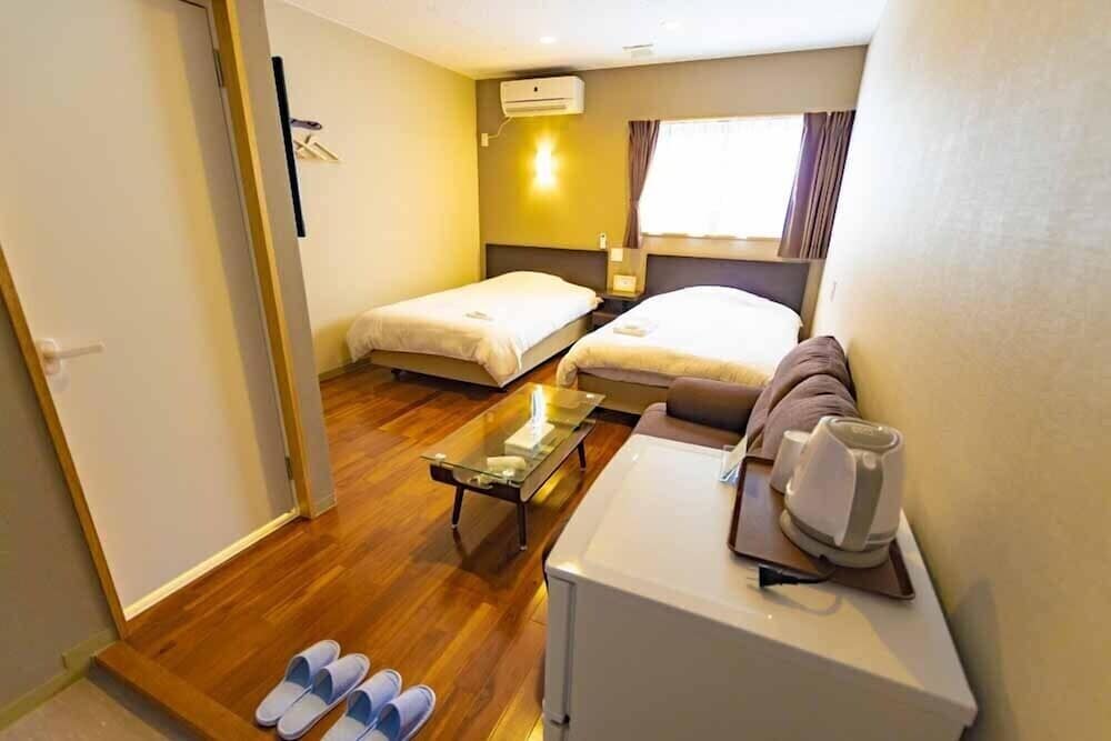 Basic Twin Room (In Building B and C) - Photo 5