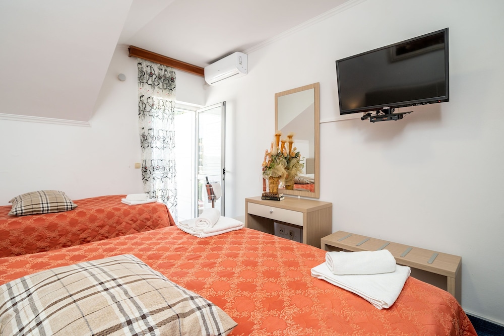 Triple Room, Balcony